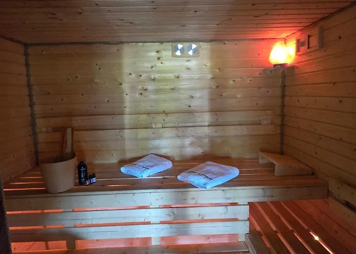 Kaszuby Wczasy U Danusi Sauna I Bania 롯지